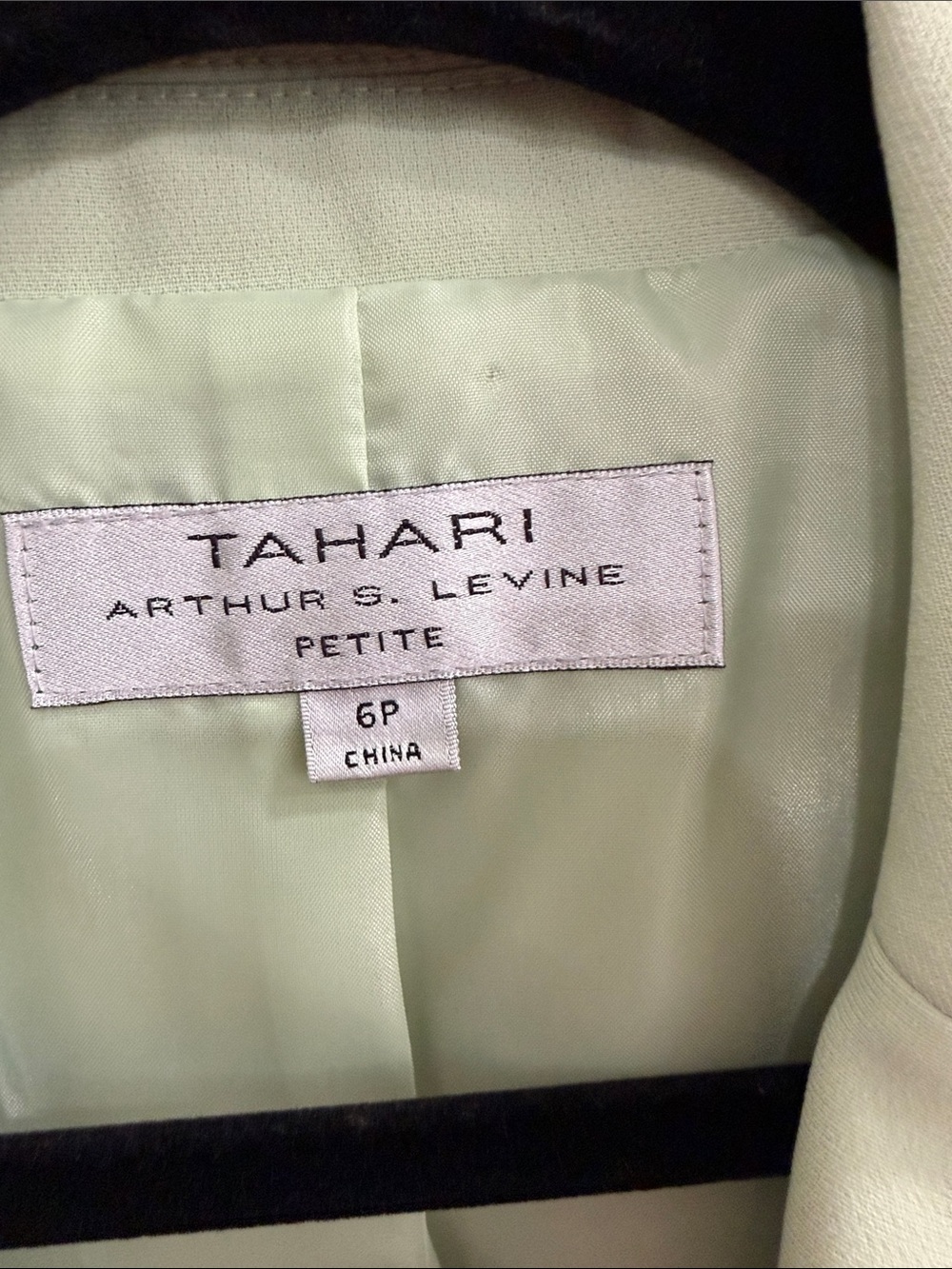 NWT Tahari suit size 6P - Picture 2 of 6